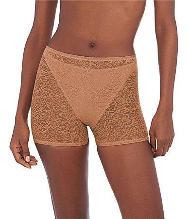 Natori Pretty Smooth Smoothing Lace Boyshort Product Image