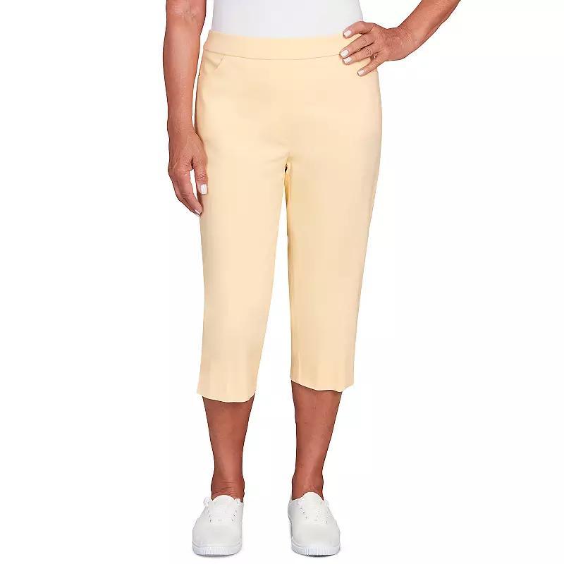 Missy Womens Classics Allure Clam Digger Capri Pants Product Image