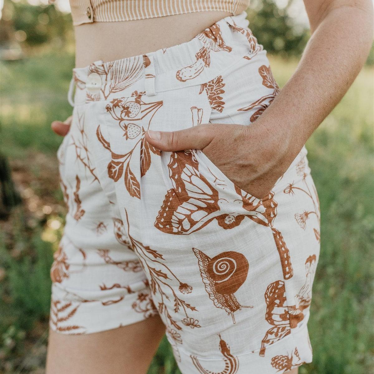 Perfect Shorts in Oat Woodland Wonder Product Image