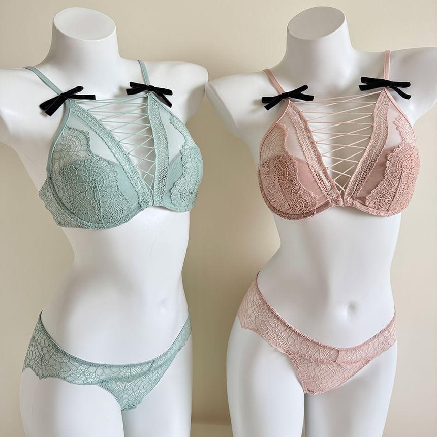 Set: Lace Cutout Bra + Panty + Bow Product Image