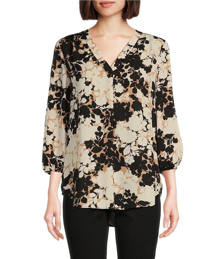 Jones New York Kelly Satin Twill Floral V-Neck 3/4 Sleeve Pleated Front Tunic Product Image