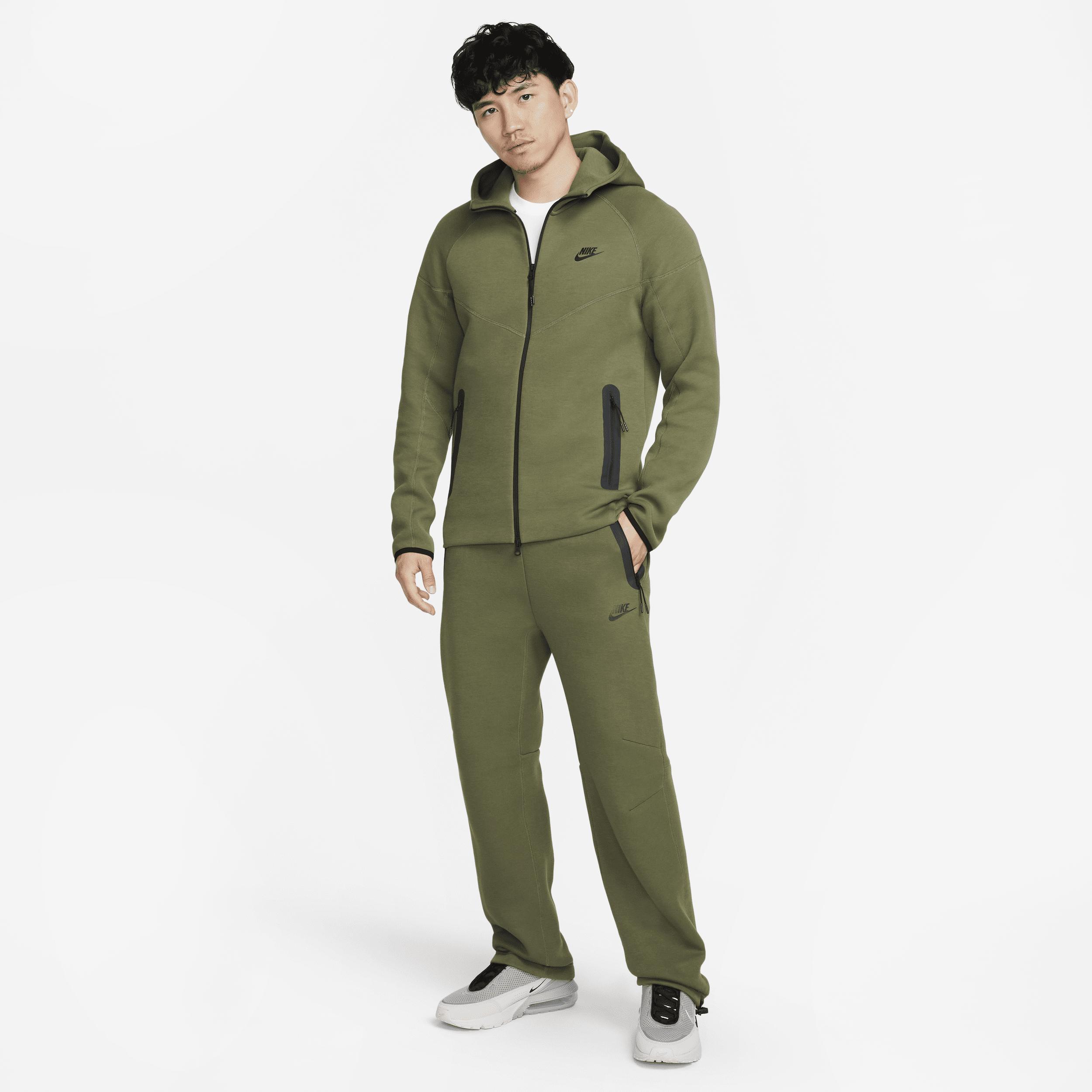 Men's Nike Sportswear Tech Fleece Open-Hem Sweatpants Product Image