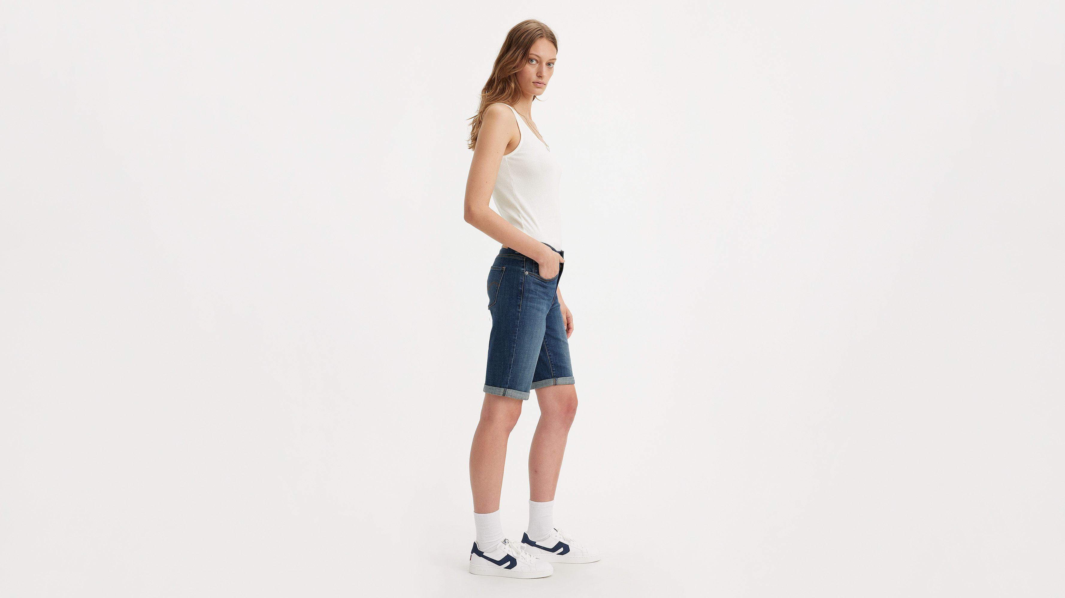 Classic Bermuda Women's Shorts Product Image