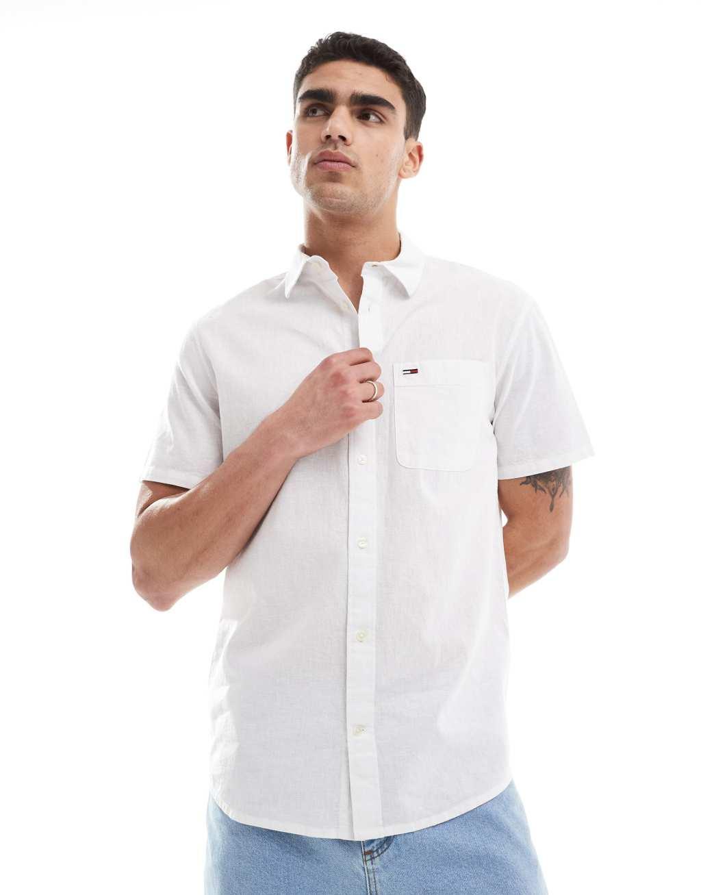 Tommy Jeans linen short sleeve shirt in white Product Image