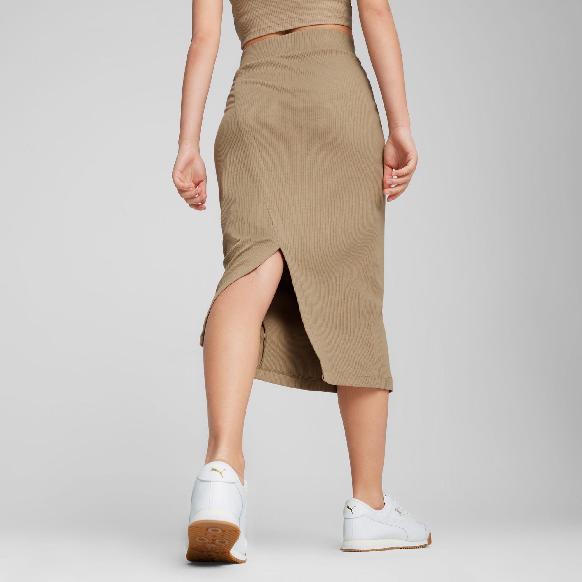 CLASSICS Women's Ribbed Midi Skirt Product Image