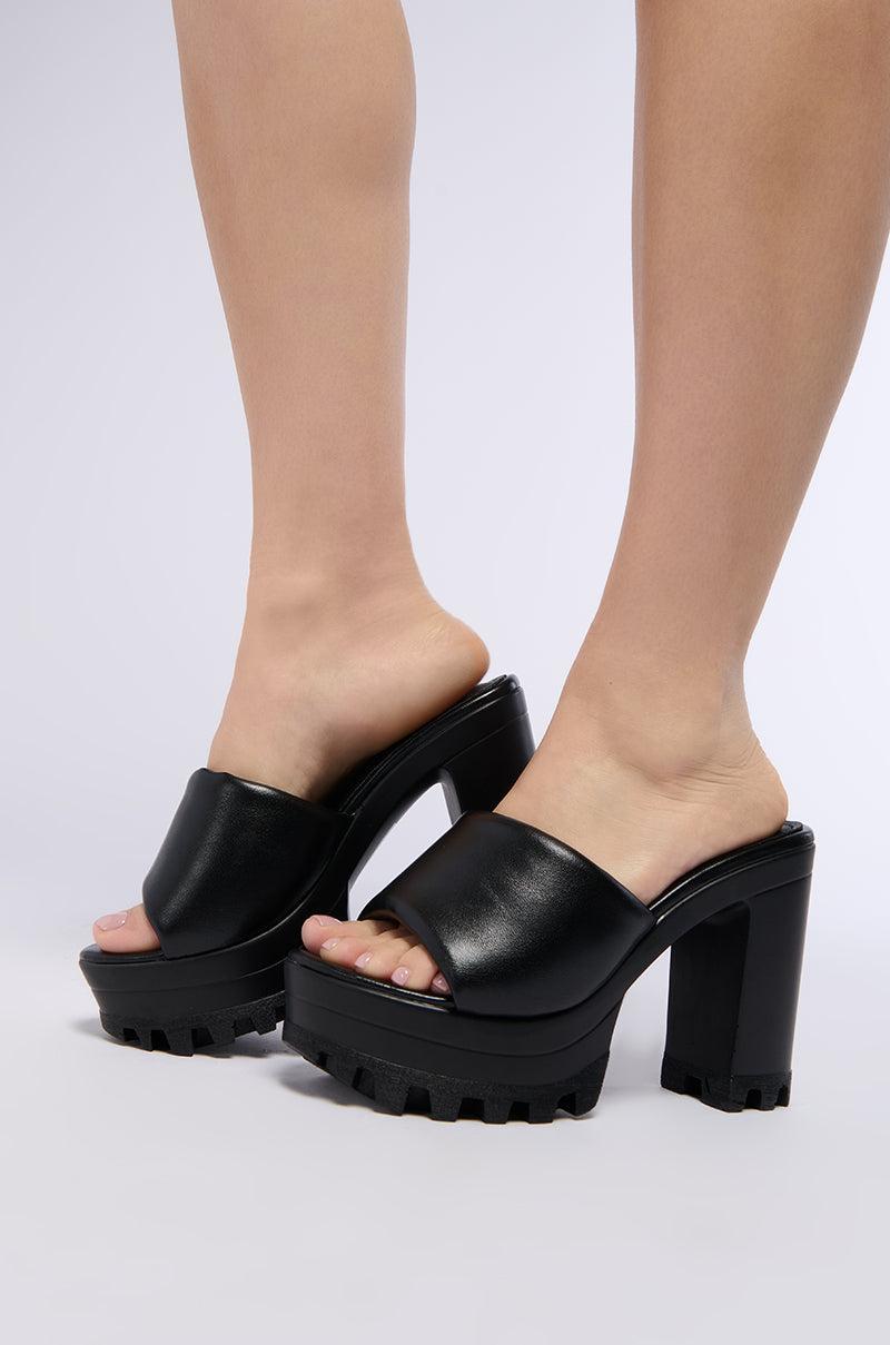 AZALEA WANG COOL CAT CHUNKY SLIP ON PLATFORM SANDAL Product Image