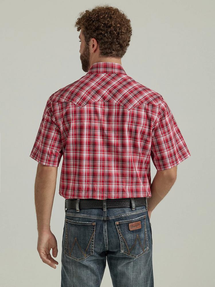 Wrangler Retro® Men's S/S Candy Red Plaid Snap Shirt Product Image