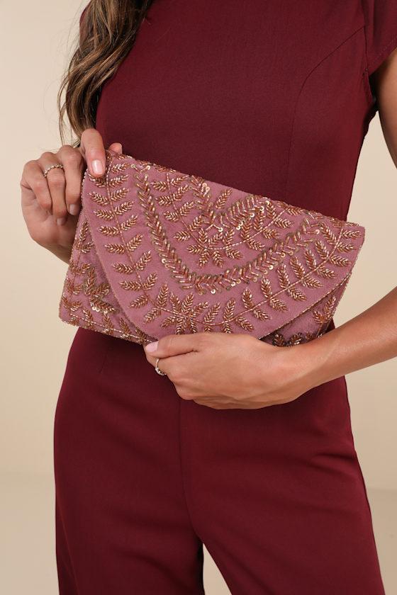 Chic Guaranteed Mauve Velvet Beaded Clutch Product Image