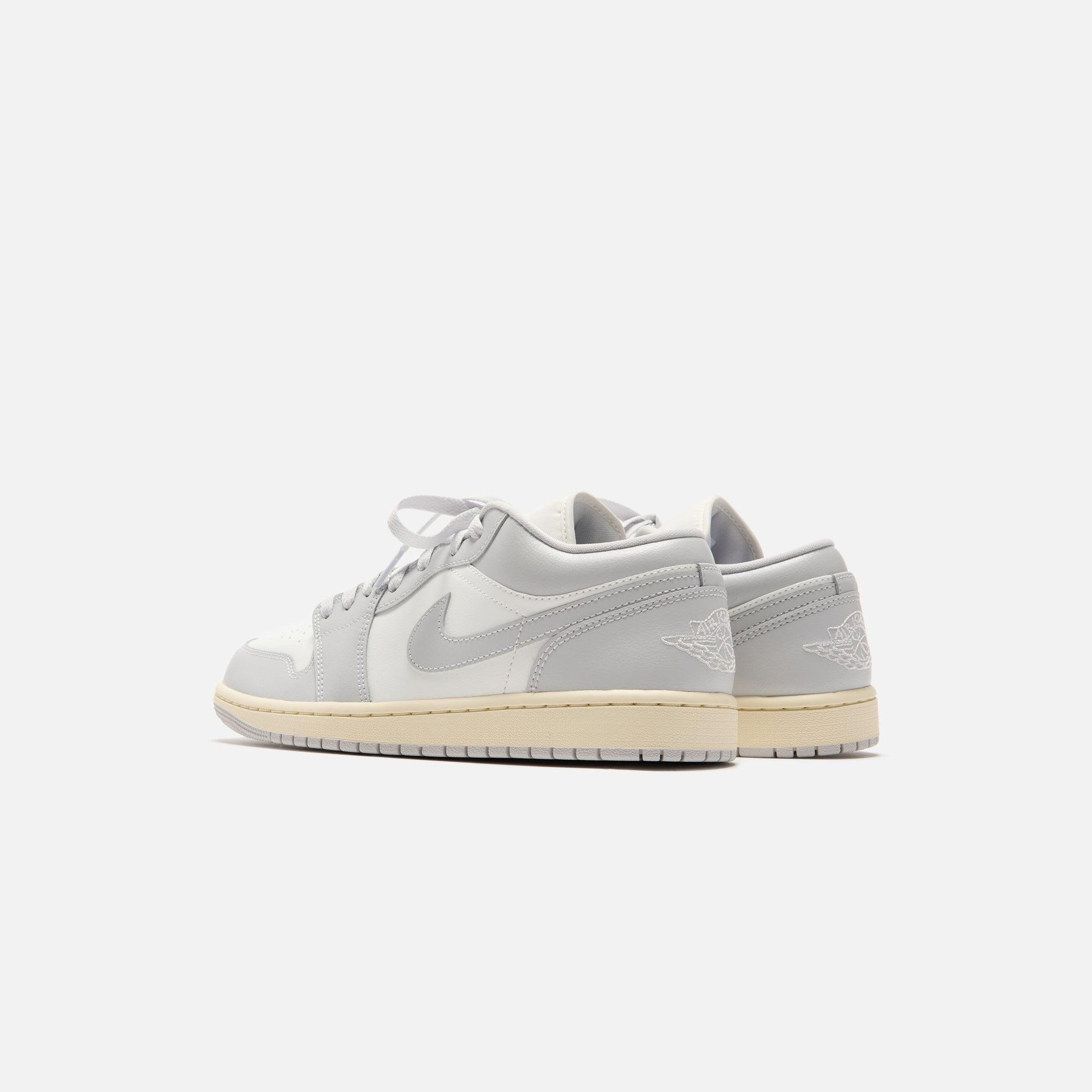 Nike WMNS Air Jordan 1 Low - Sail / Coconut Milk / Neutral Grey Female Product Image