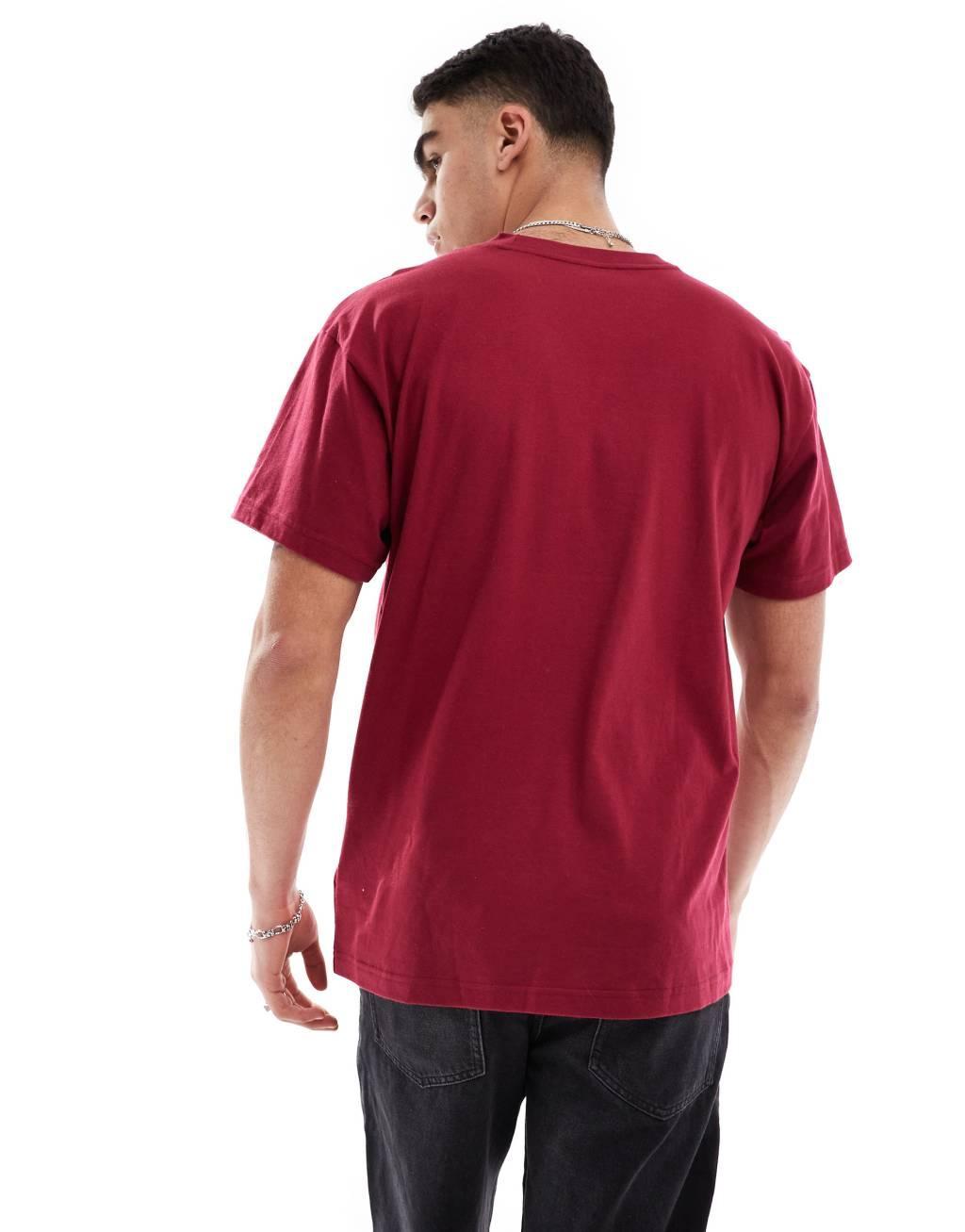 The North Face Evolution box fit t-shirt in burgundy Product Image