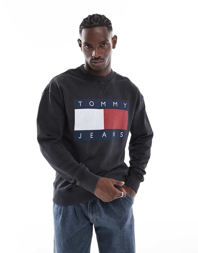 Tommy Jeans large flag sweatshirt in black Product Image