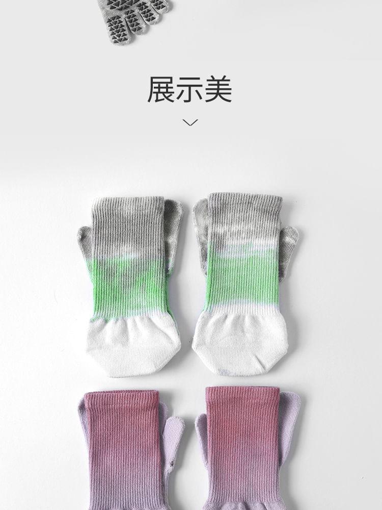 Patterned Yoga Toe Socks Product Image