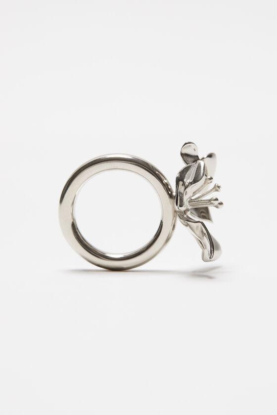 Flower ring Product Image