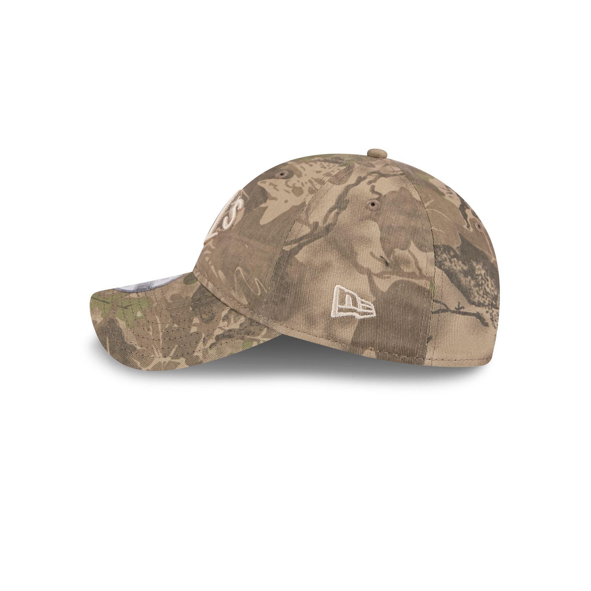 Oakland Athletics Leaf Camo 9TWENTY Adjustable Hat Male Product Image