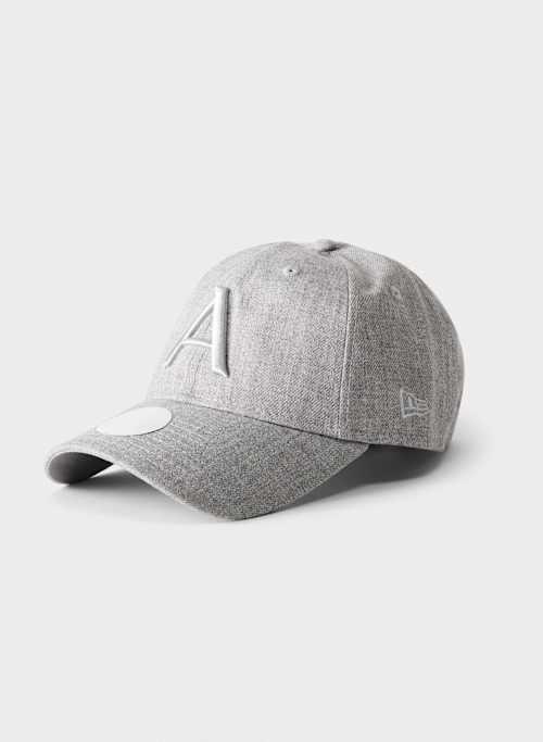 new era x aritzia 9twenty hat Product Image