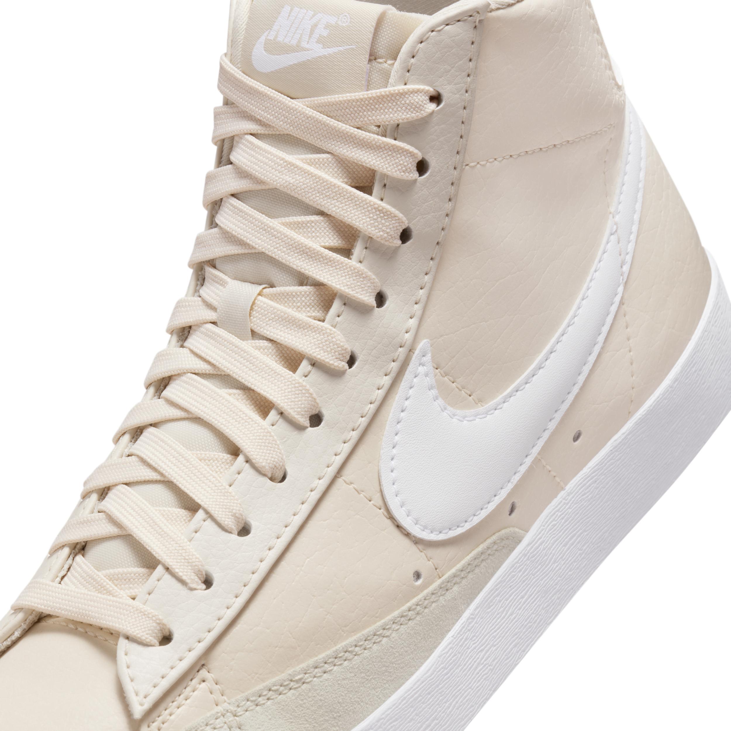 Nike Blazer Mid 77 Sneaker Product Image