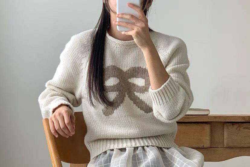 Crew Neck Bow Knitted Sweater Product Image