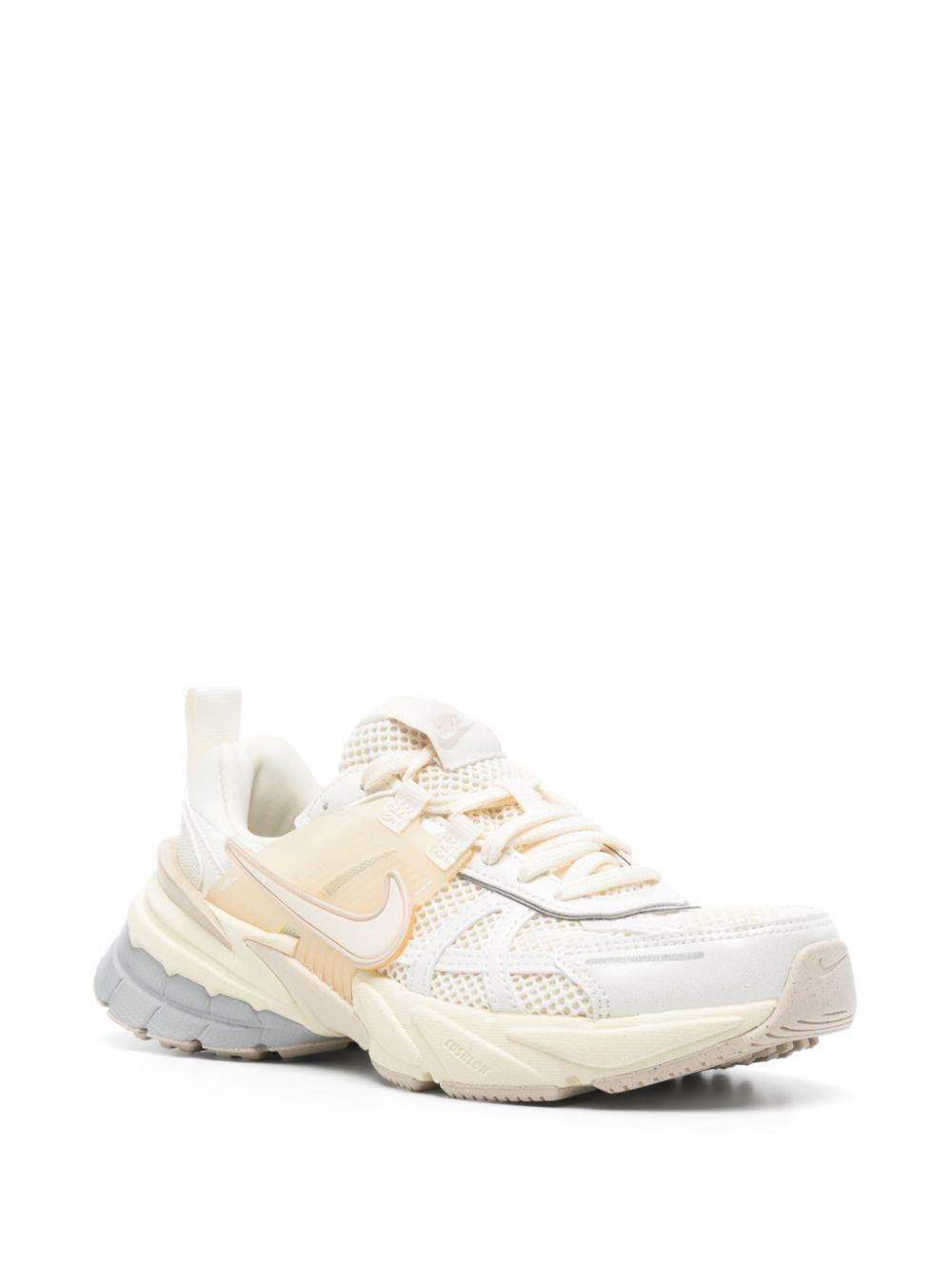 NIKE V2k Run In White Product Image