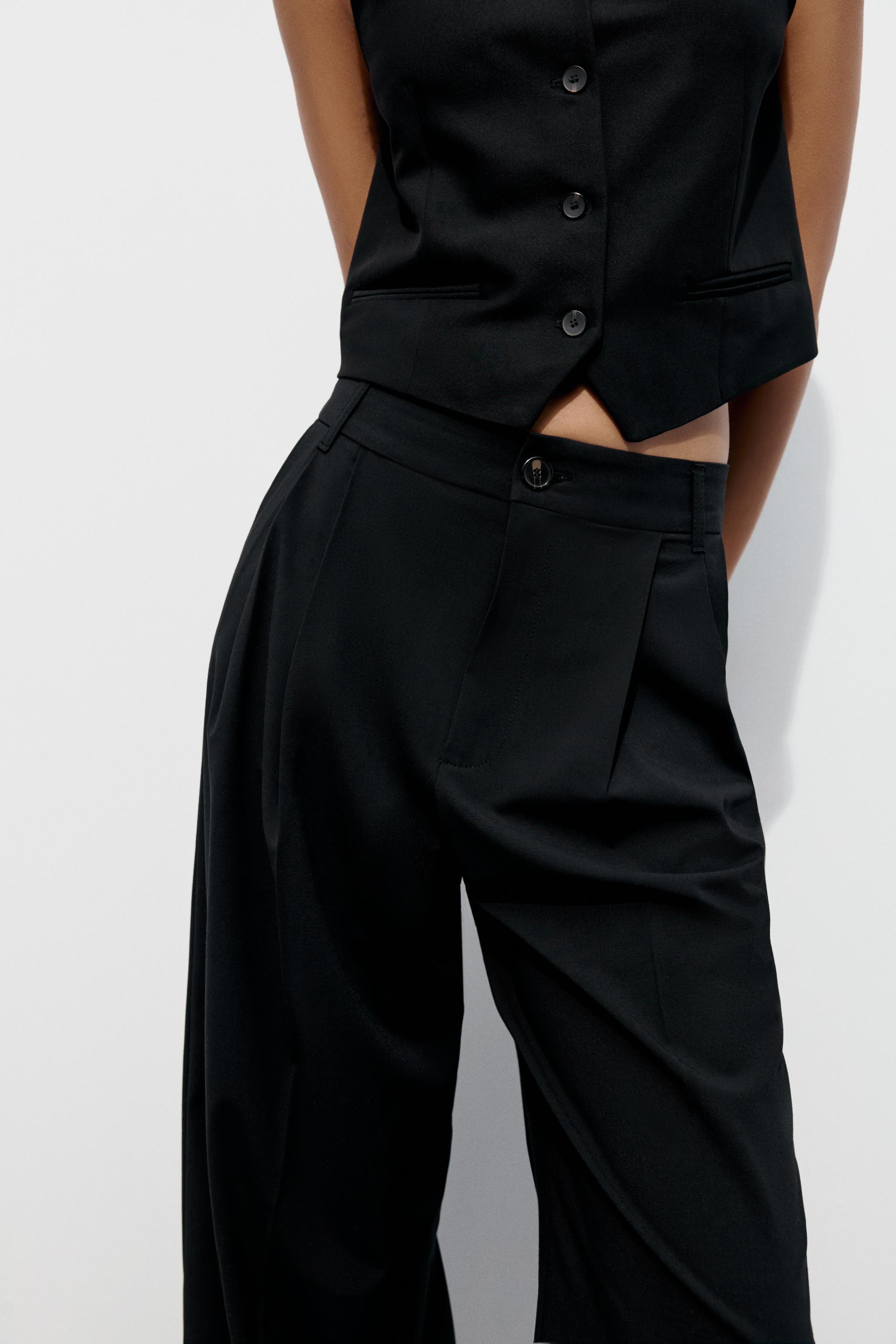 PLEATED PANTS Product Image