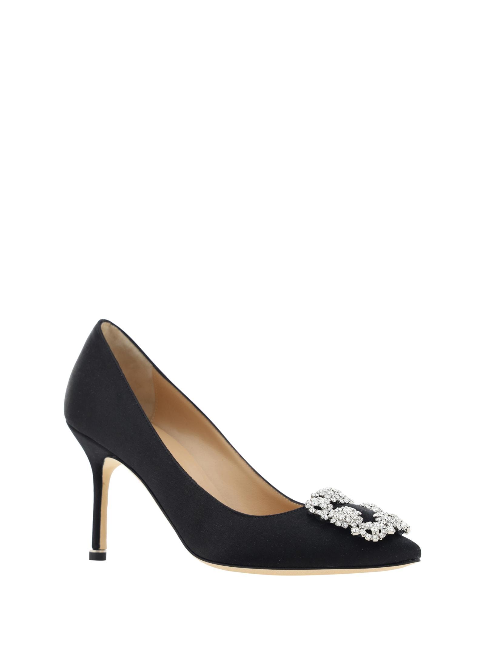 Hangisi Pumps In Black Product Image