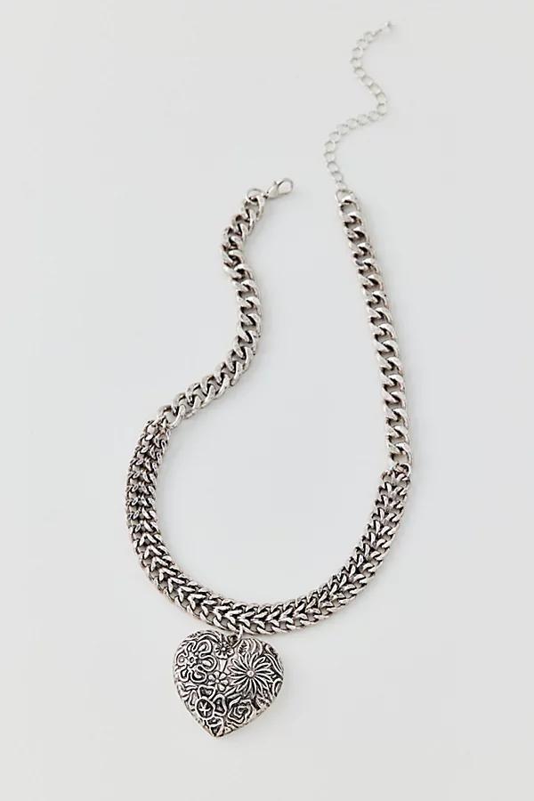 Etched Heart Choker Necklace Womens at Urban Outfitters Product Image