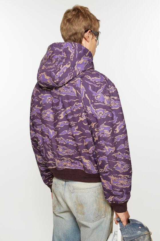 Hooded padded jacket Product Image