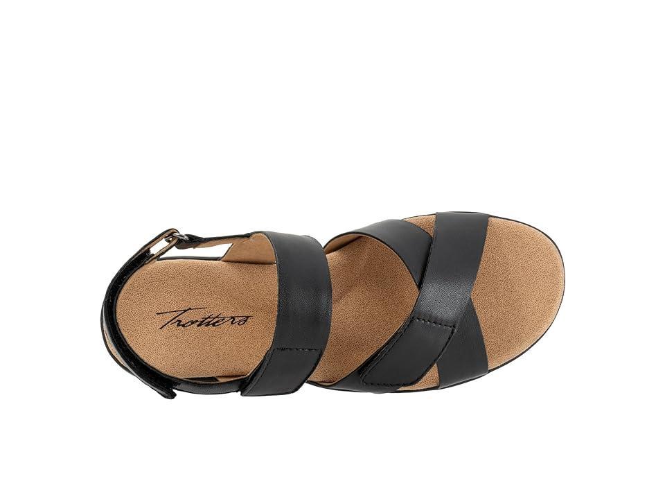 Trotters River Women's Sandals Product Image