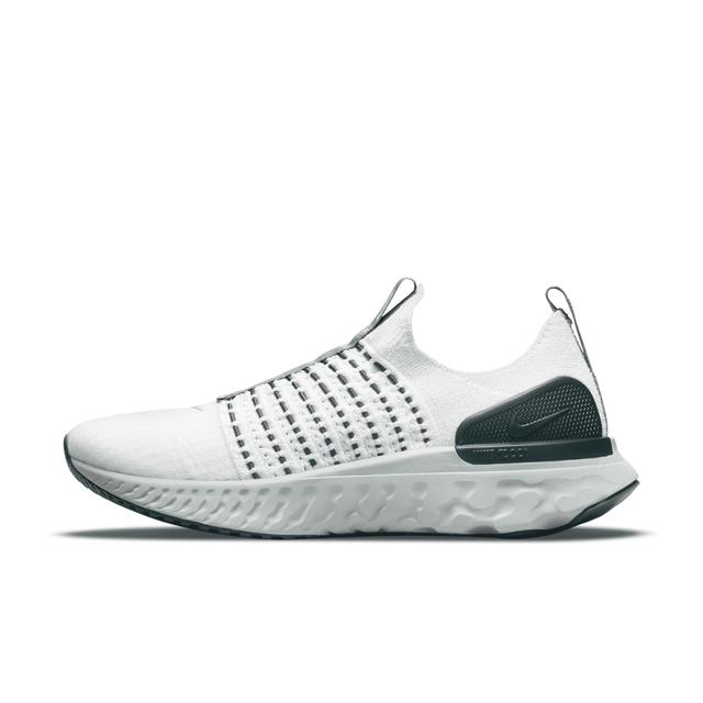 Nike Women's React Phantom Run Flyknit 2 Road Running Shoes Product Image