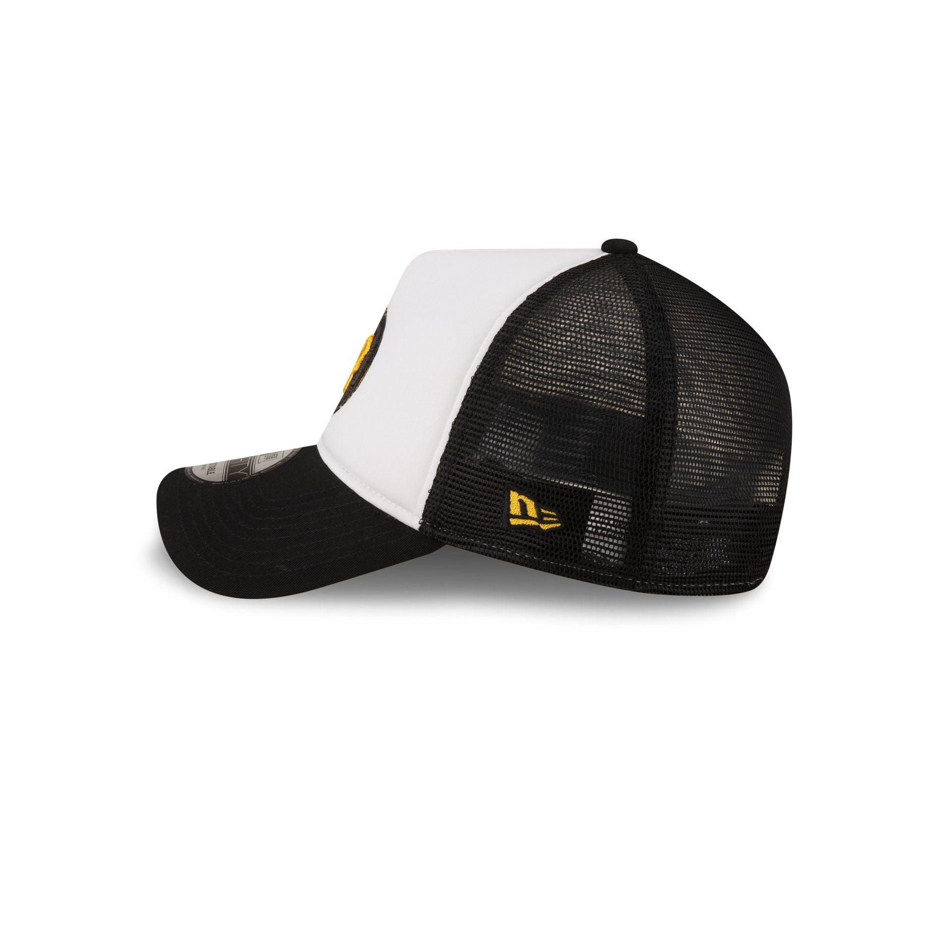 Pittsburgh Pirates White Crown 9FORTY A-Frame Trucker Hat Male Product Image