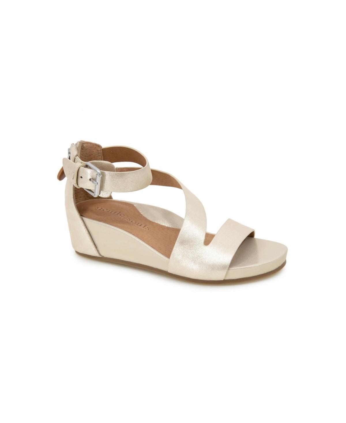 Gentle Souls Womens Gwen Zipper Sandals Product Image