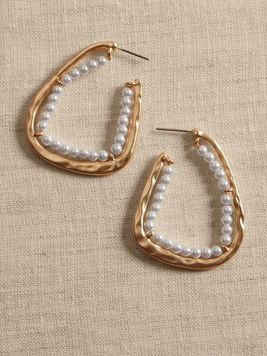 Pearl Hoop Earrings Product Image