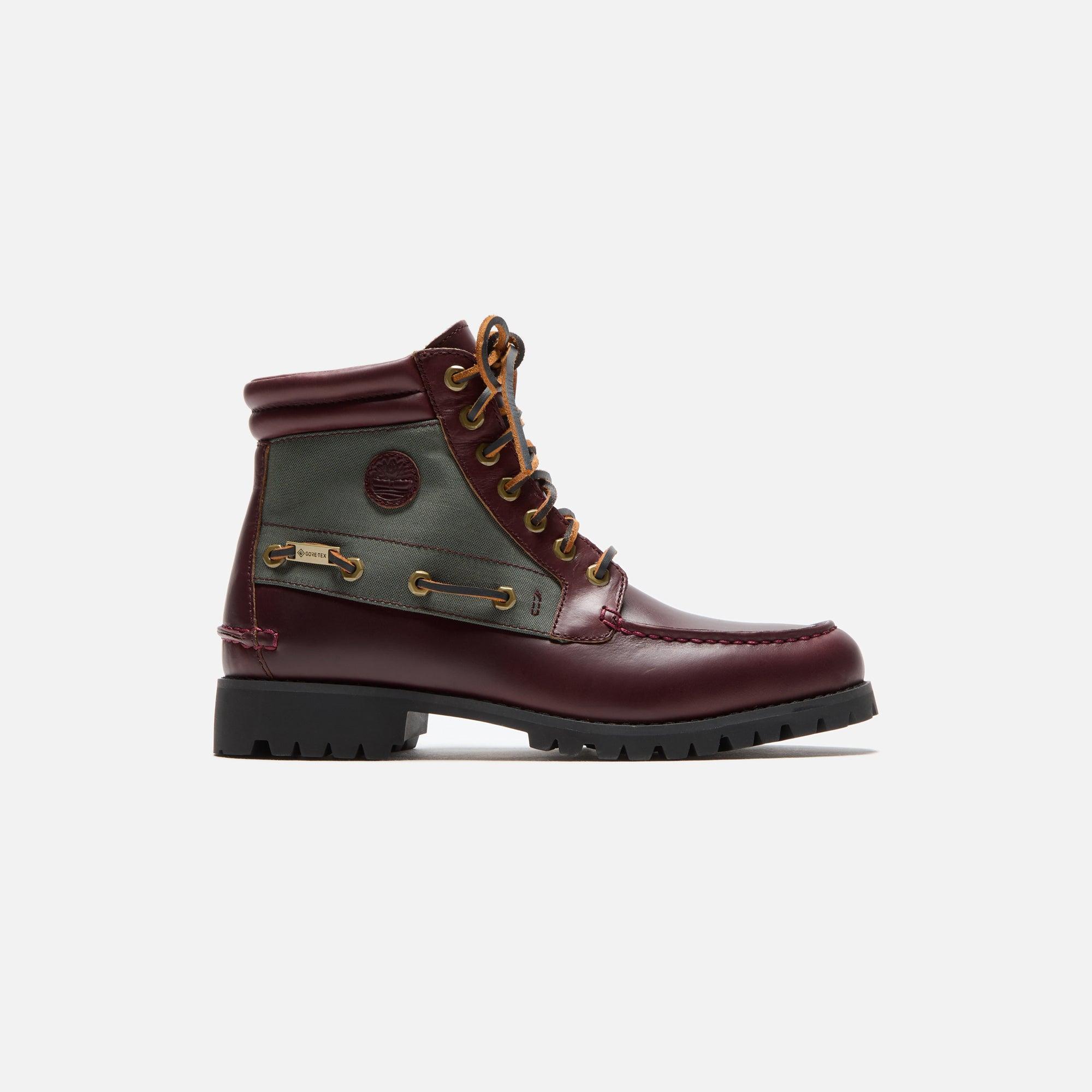 Timberland Britton Road 7-Eye Moc-Toe Lug Boot - Dark Red Full Grain Male Product Image