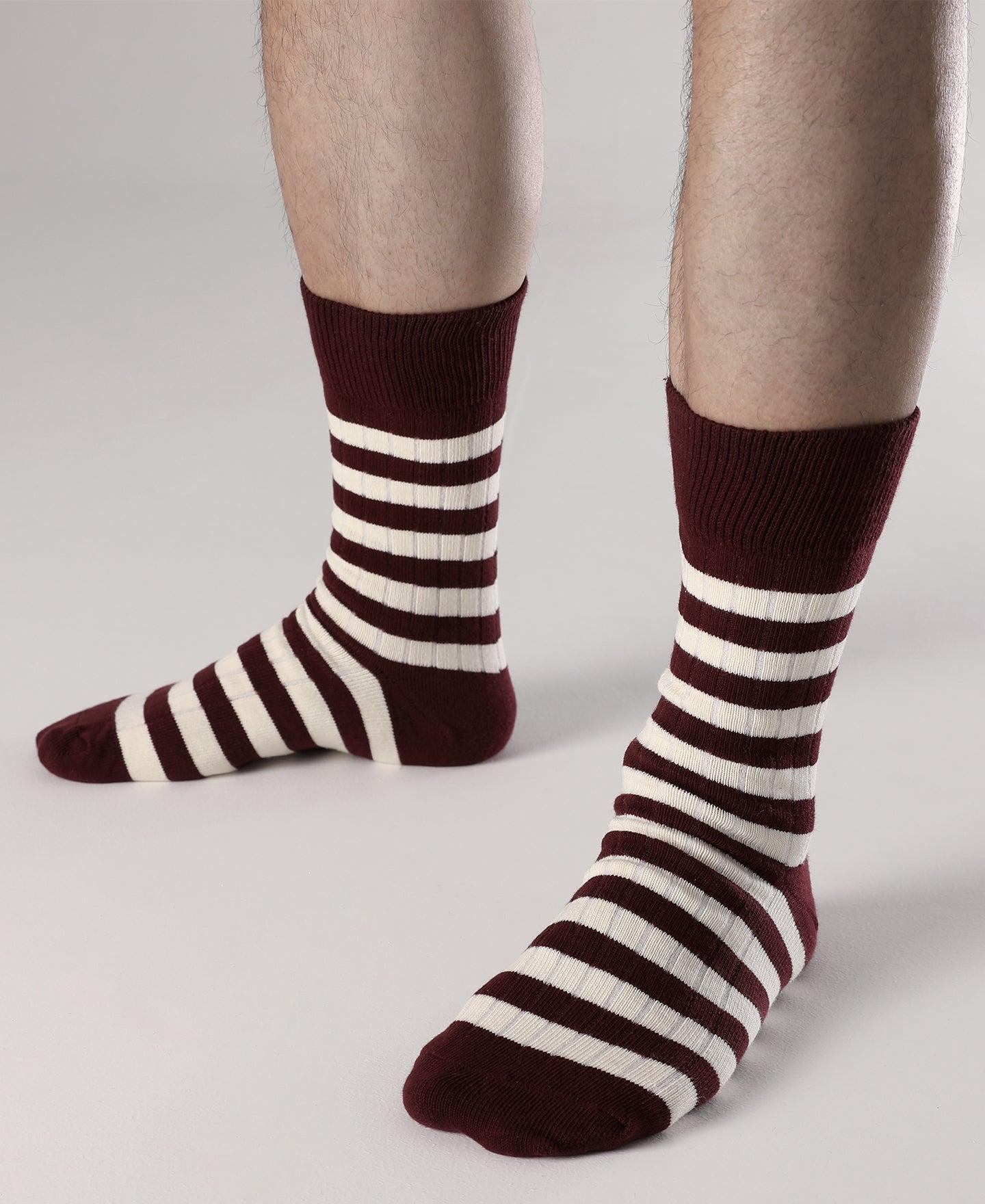 Retro Striped Cotton Socks - Red/White Product Image