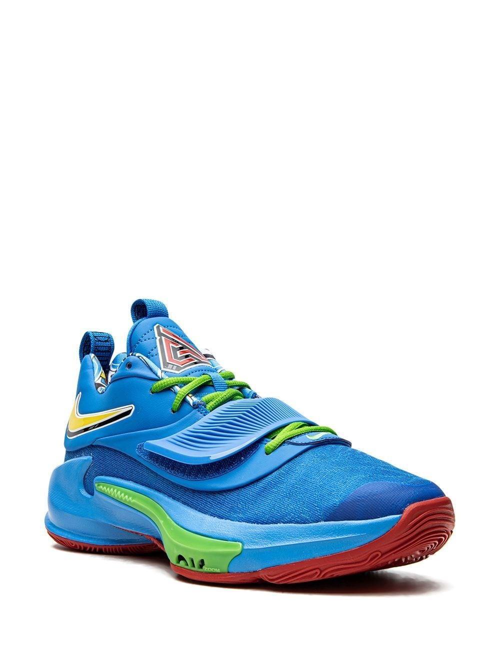 Zoom Freak 3 Sneakers In Blue Product Image