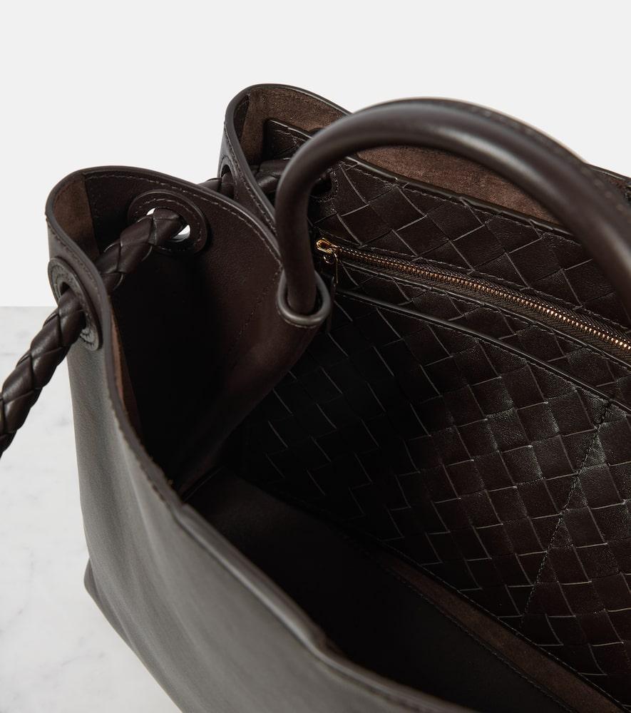 BOTTEGA VENETA Andiamo Medium Leather Tote Bag In Brown Product Image