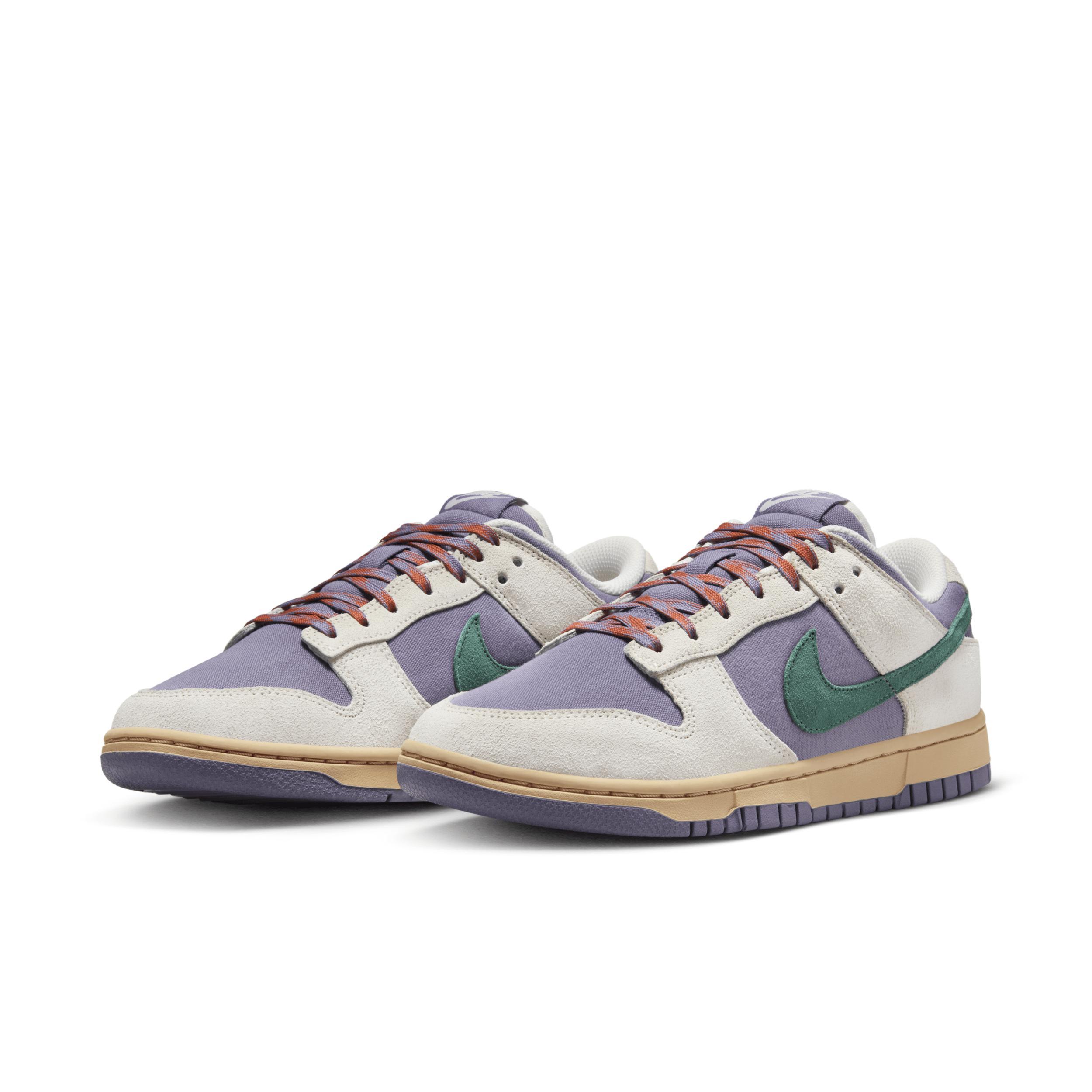 Nike Dunk Low Women's Shoes Product Image