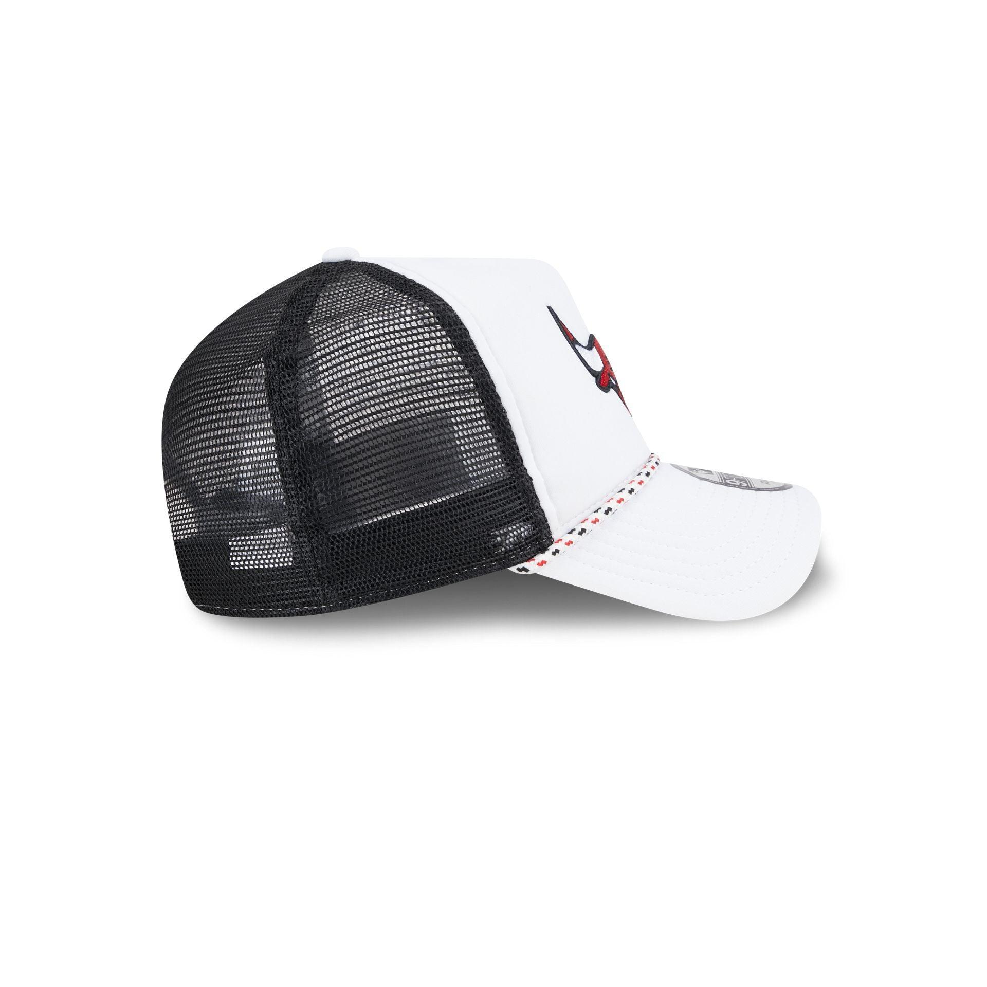 Chicago Bulls Court Sport 9FORTY A-Frame Trucker Hat Male Product Image