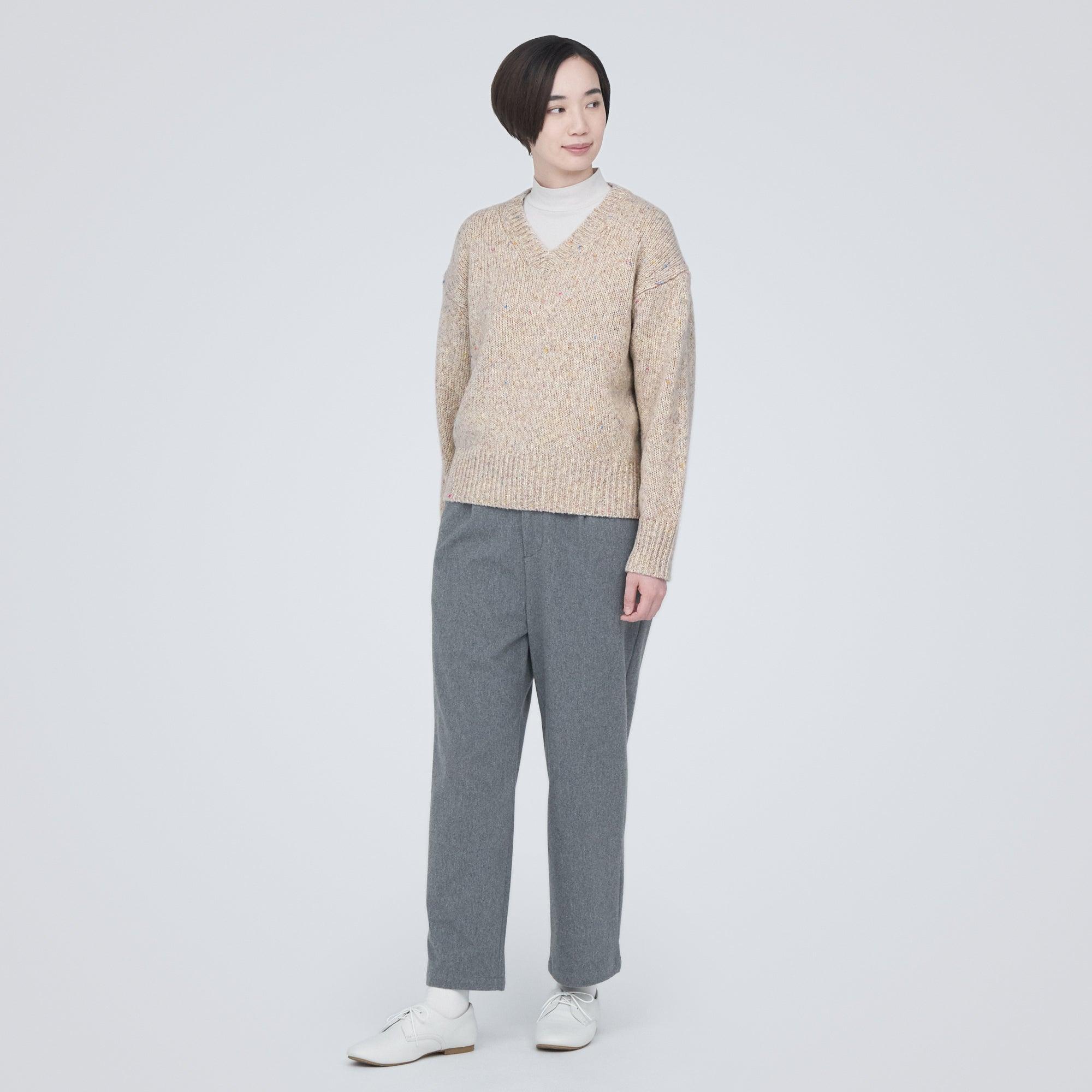 Women's Yak-Wool Mix V Neck Sweater Product Image