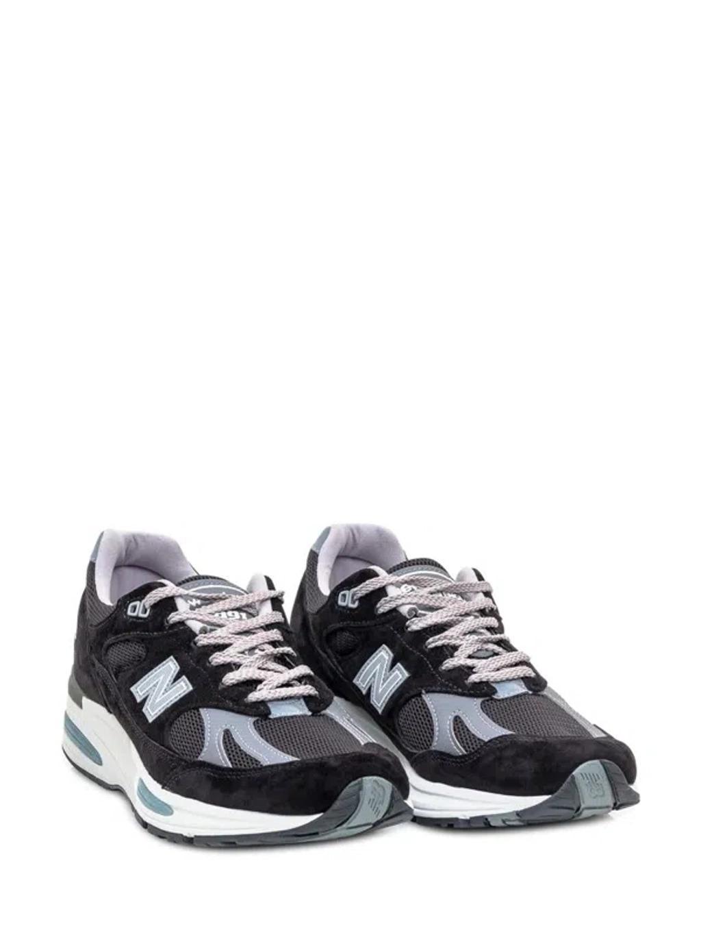 NEW BALANCE Sneakers In Black Product Image