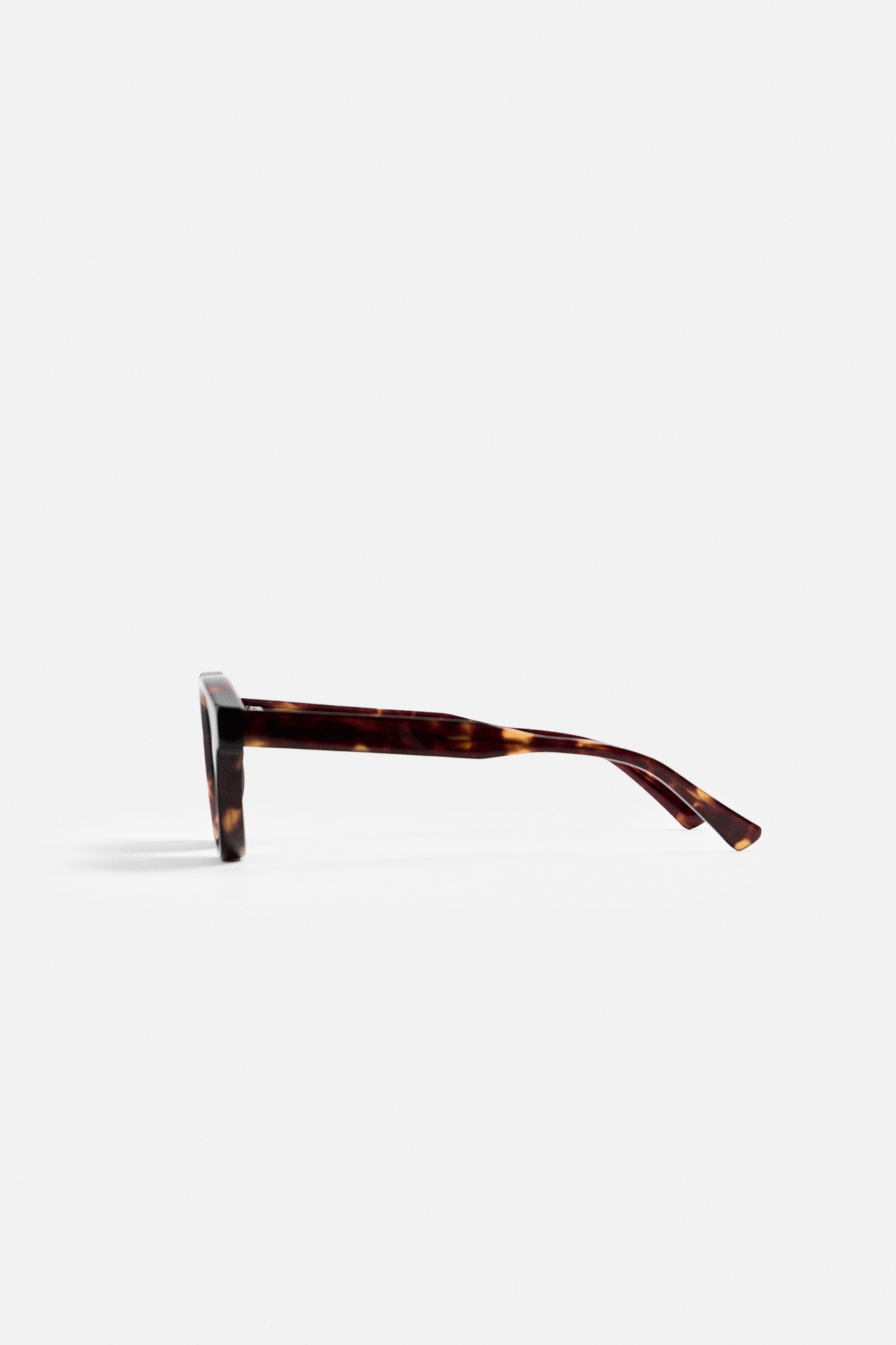 TORTOISESHELL SUNGLASSES Product Image