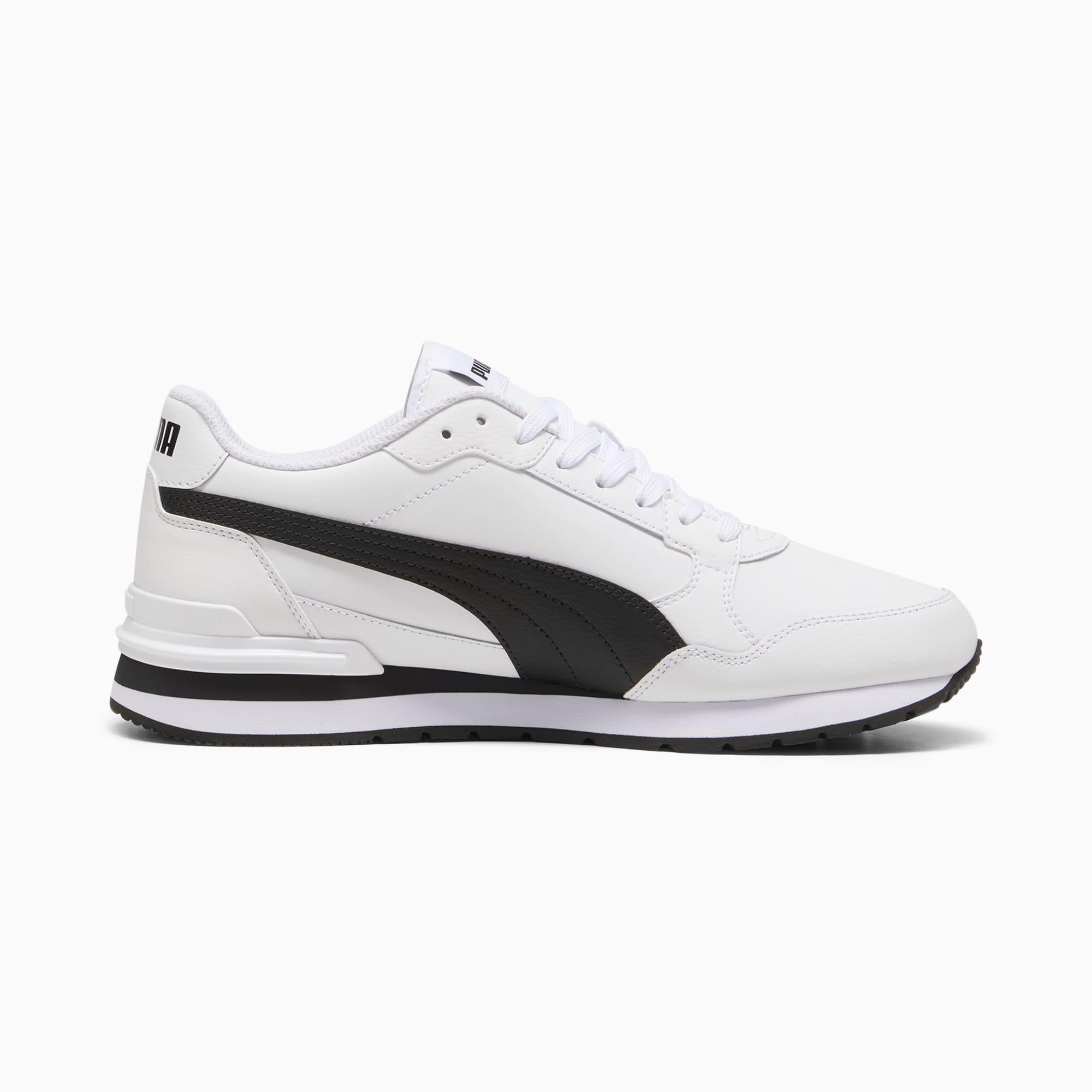 ST Runner v4 Leather Men's Sneakers Product Image