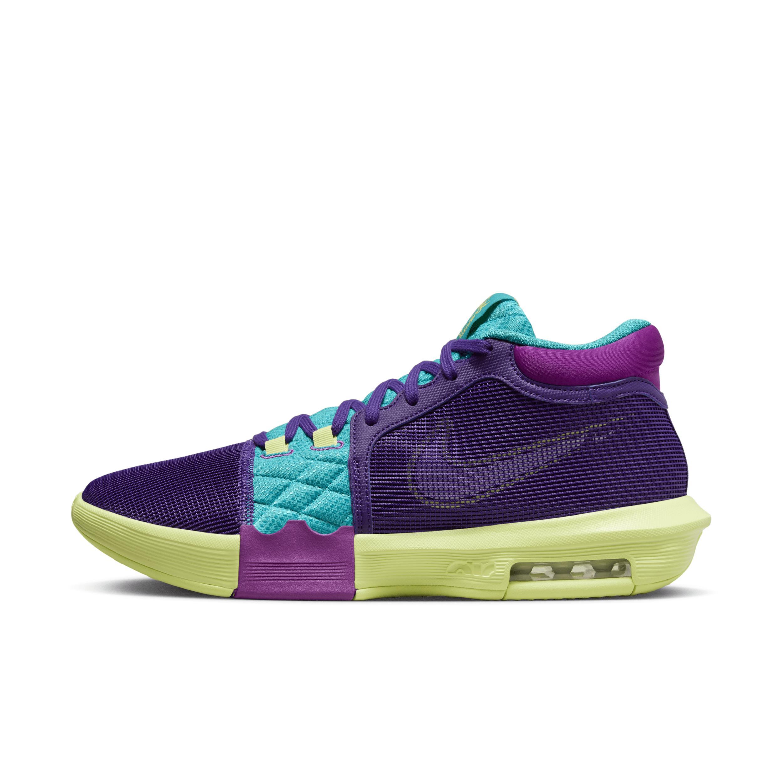 Nike Men's LeBron Witness 8 Basketball Shoes Product Image