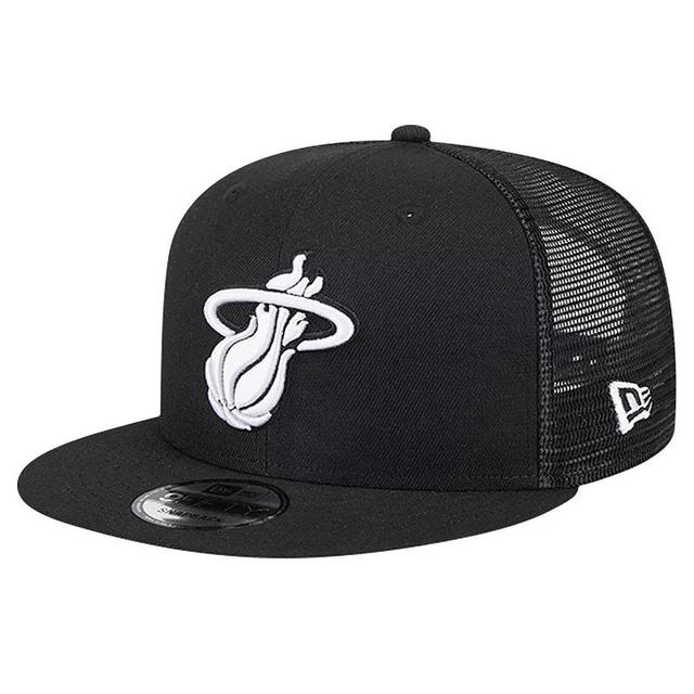 Mens New Era Miami Heat Evergreen 9FIFTY Trucker Snapback Hat Product Image