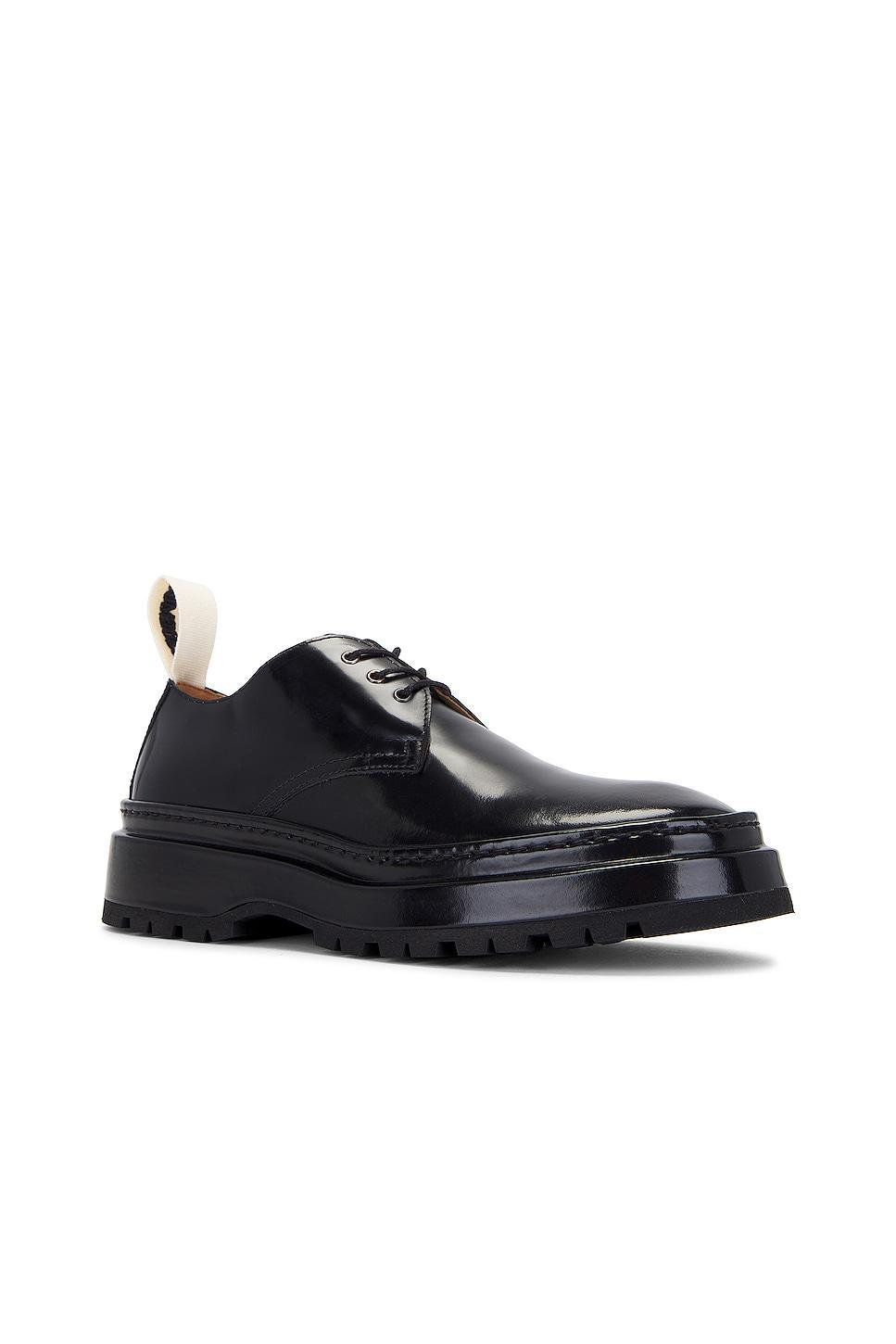 JACQUEMUS Les Derbies Pavane in Black - Black. Size 41 (also in ). Product Image