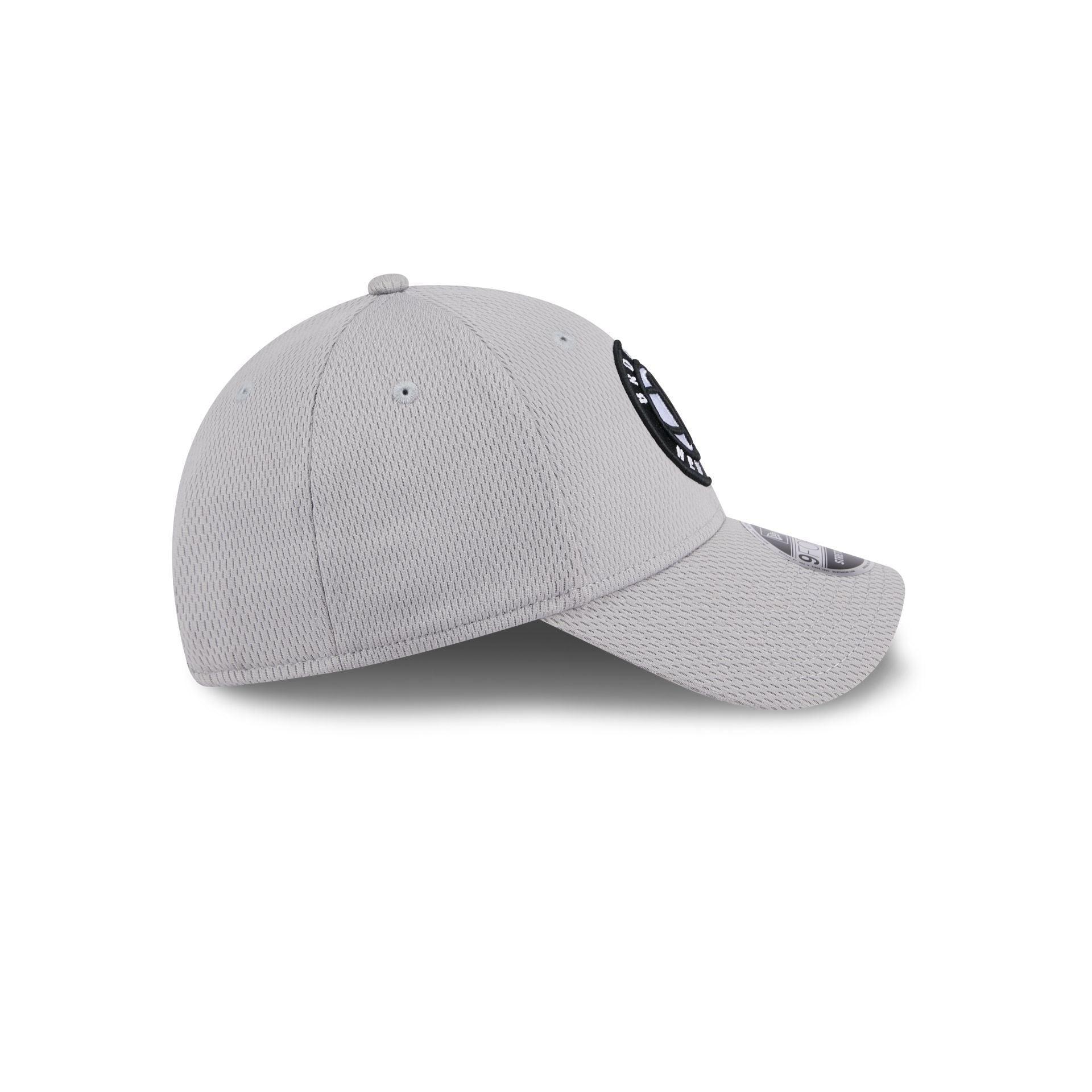 Brooklyn Nets Gray 9FORTY Stretch-Snap Hat Male Product Image