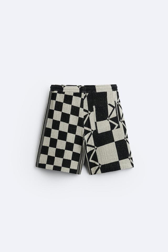 GEOMETRIC JACQUARD SHORTS Product Image