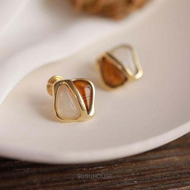 Gemstone Clip-On Earring Product Image