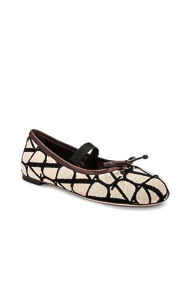 Womens Jordaan Leather Loafers Product Image