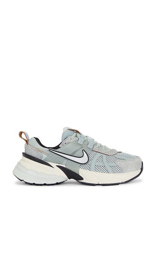 V2K Run Sneakers Product Image