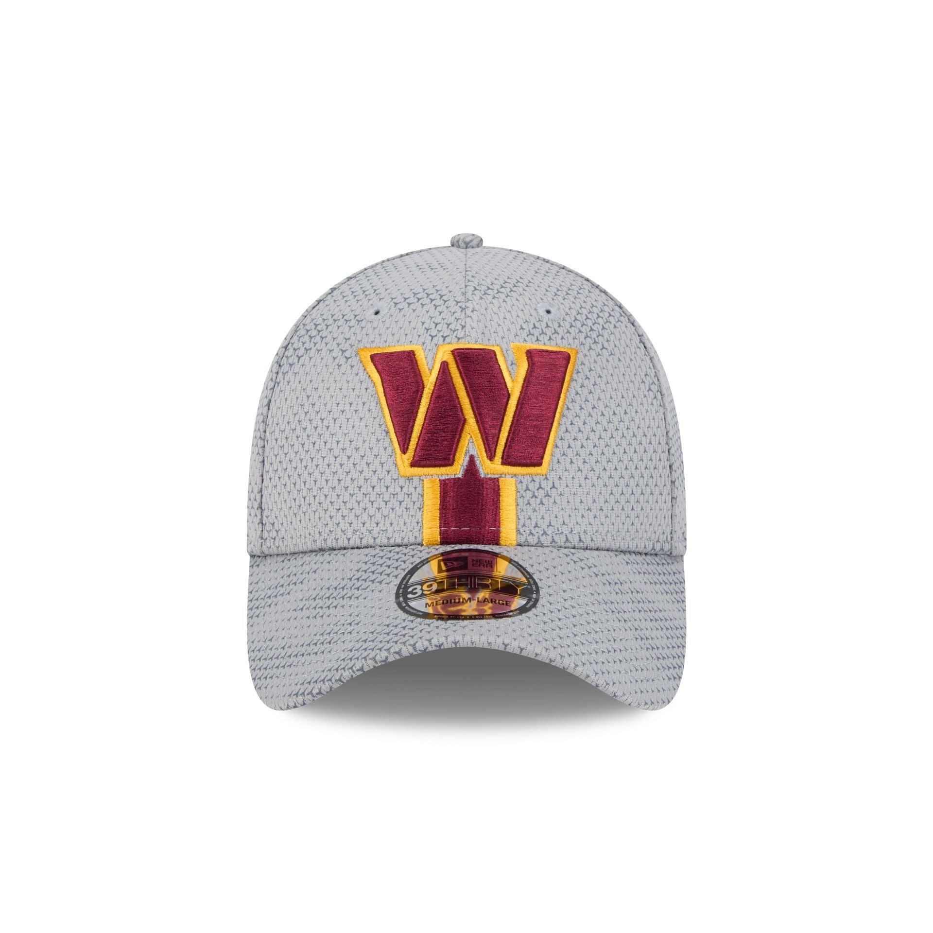 Washington Commanders 2024 Sideline Gray 39THIRTY Stretch Fit Hat Male Product Image